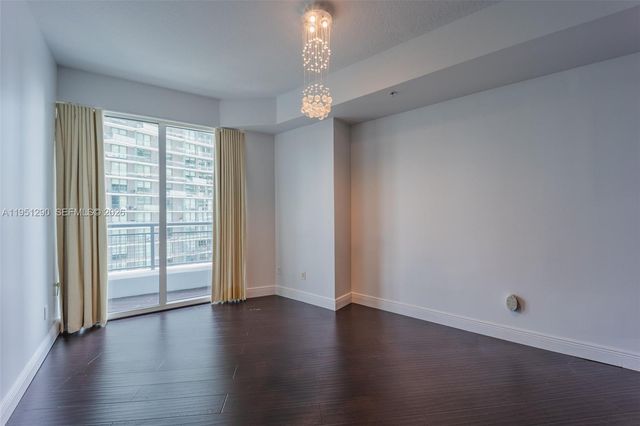 60 SW 13th St 3424, Miami, FL 33130