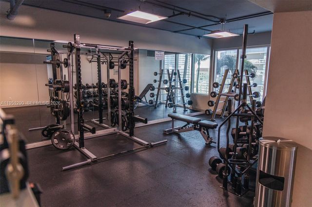 60 SW 13th St 3424, Miami, FL 33130