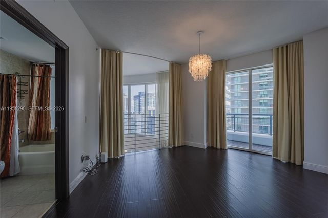 60 SW 13th St 3424, Miami, FL 33130