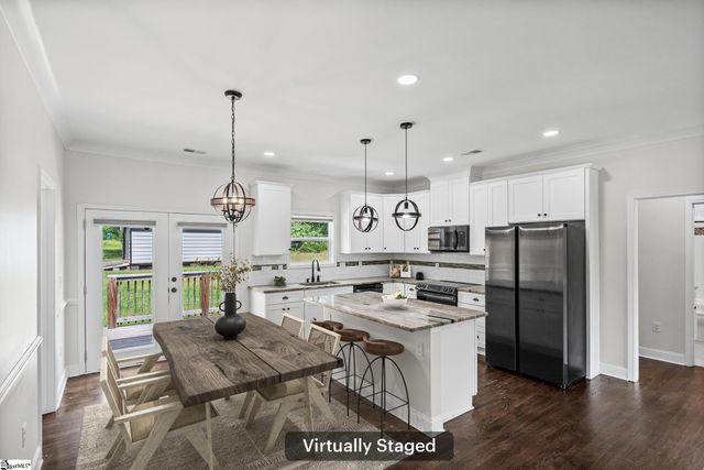 240 Stone Avenue, Woodruff, SC 29388