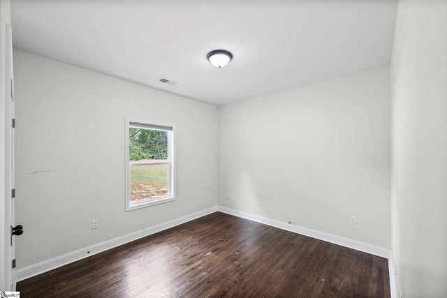 240 Stone Avenue, Woodruff, SC 29388