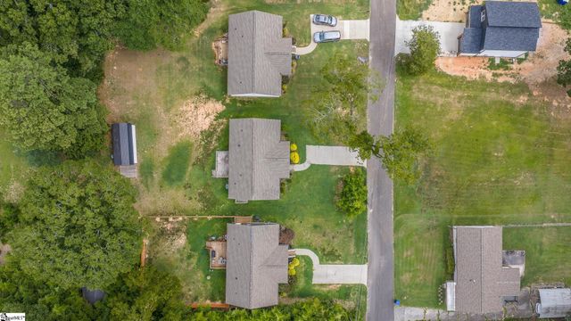 240 Stone Avenue, Woodruff, SC 29388