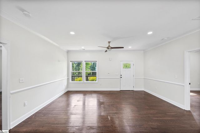 240 Stone Avenue, Woodruff, SC 29388