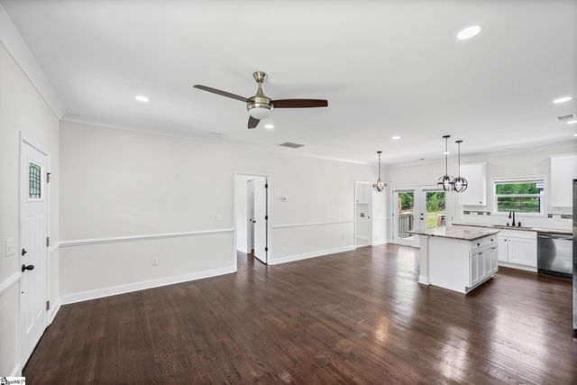240 Stone Avenue, Woodruff, SC 29388