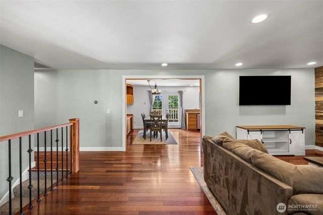 2181 Ponderosa Drive SE, Port Orchard, WA 98366