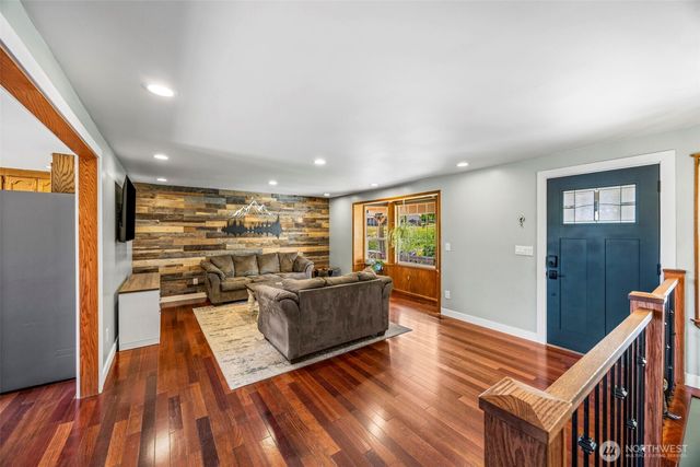 2181 Ponderosa Drive SE, Port Orchard, WA 98366