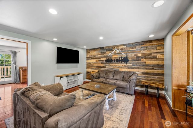 2181 Ponderosa Drive SE, Port Orchard, WA 98366