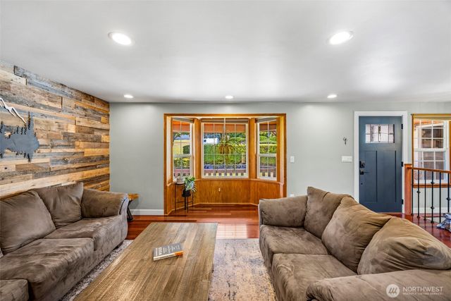 2181 Ponderosa Drive SE, Port Orchard, WA 98366