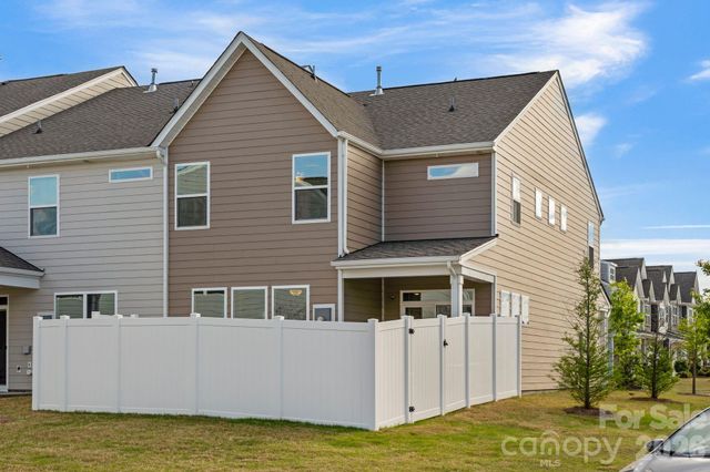 6211 Nandina Drive, Harrisburg, NC 28075