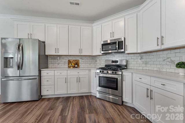6211 Nandina Drive, Harrisburg, NC 28075