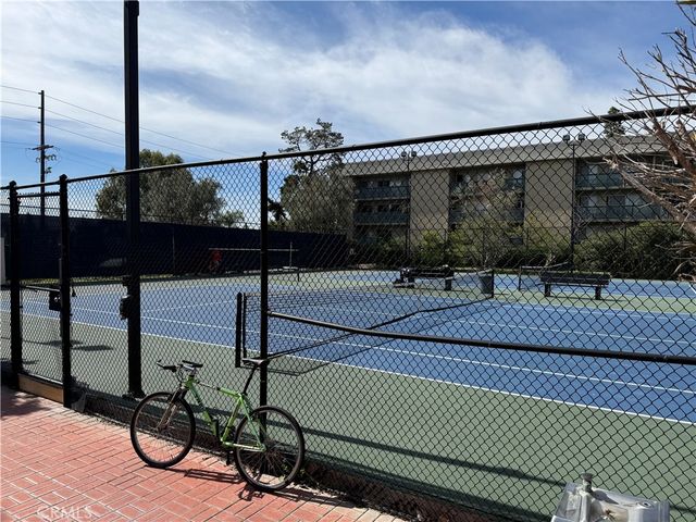 576 N Bellflower Boulevard 236, Long Beach, CA 90814