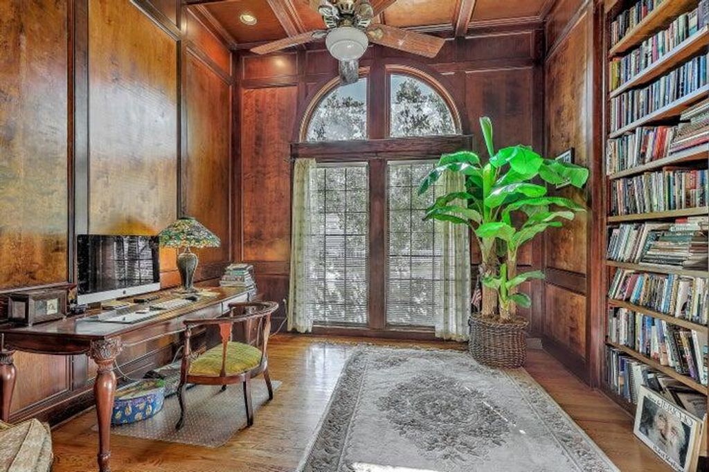 Image 17 of property listing at 1417 Eagle Landing Boulevard, Hanahan, SC 29410