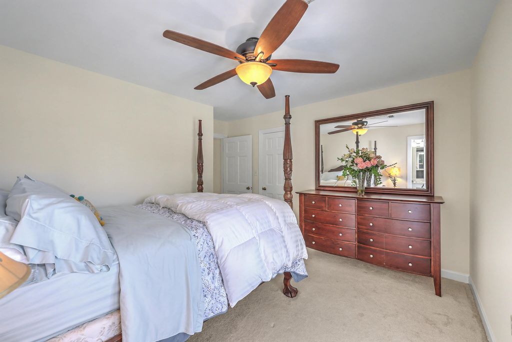 Image 25 of property listing at 1417 Eagle Landing Boulevard, Hanahan, SC 29410