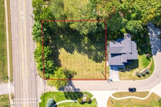 Sandy Beach Drive, Akron, OH 44319