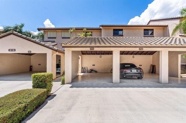 210 Captains Walk 711, Delray Beach, FL 33483