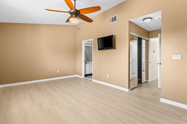210 Captains Walk 711, Delray Beach, FL 33483