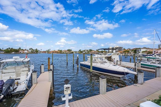 210 Captains Walk 711, Delray Beach, FL 33483