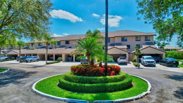 210 Captains Walk 711, Delray Beach, FL 33483