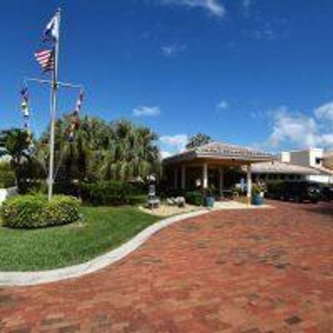 210 Captains Walk 711, Delray Beach, FL 33483
