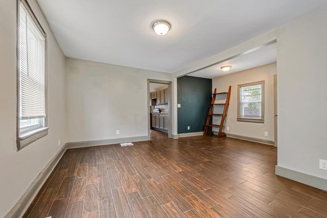 229 W Orchard STREET, Milwaukee, WI 53204