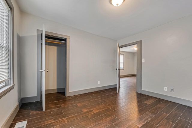 229 W Orchard STREET, Milwaukee, WI 53204