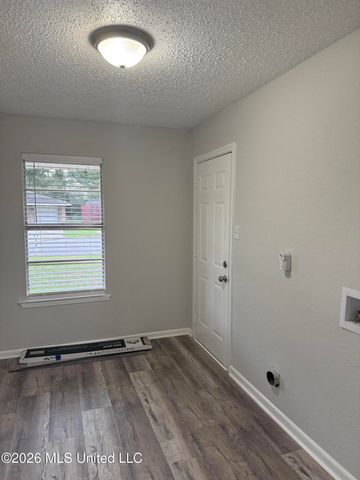 607 Temple Drive, Gulfport, MS 39503