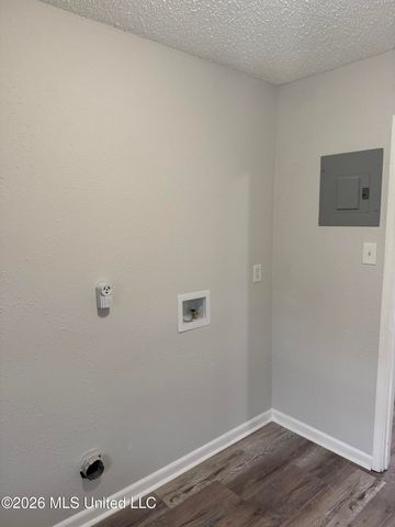 607 Temple Drive, Gulfport, MS 39503