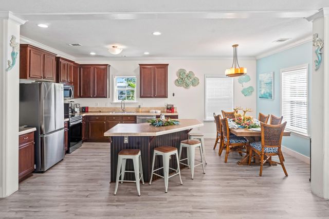 31315 Avenue B, Big Pine Key, FL 33043