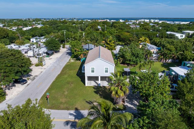 31315 Avenue B, Big Pine Key, FL 33043