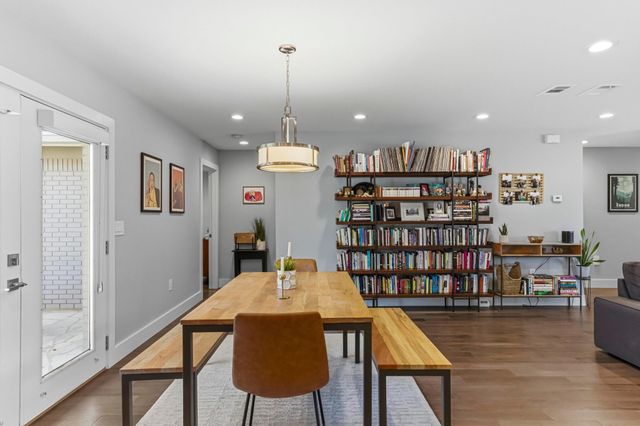 8201 Shadowood DR, Austin, TX 78757