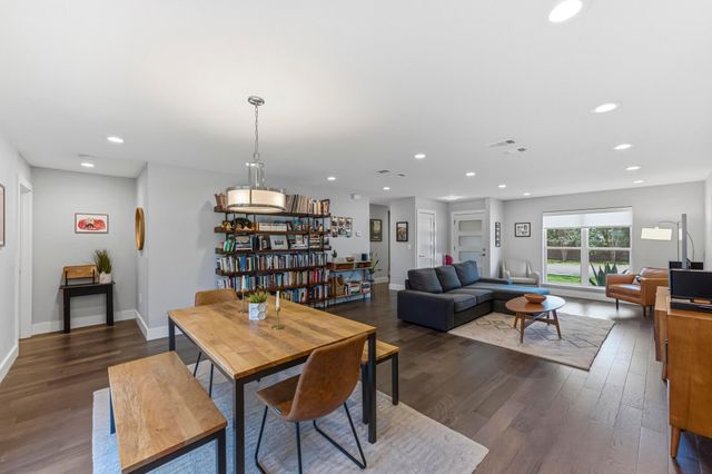 8201 Shadowood DR, Austin, TX 78757