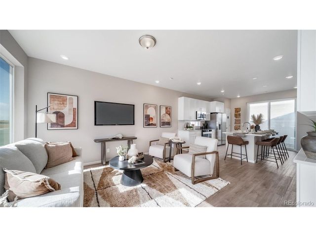 622 Wagon Wheel Way, Bennett, CO 80102