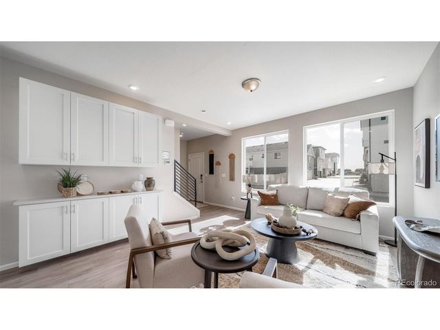 622 Wagon Wheel Way, Bennett, CO 80102