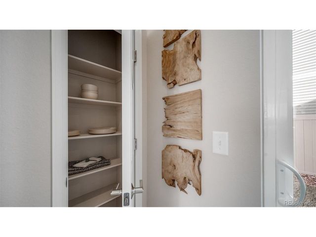 622 Wagon Wheel Way, Bennett, CO 80102