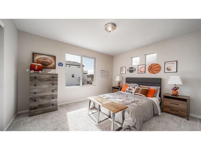 622 Wagon Wheel Way, Bennett, CO 80102