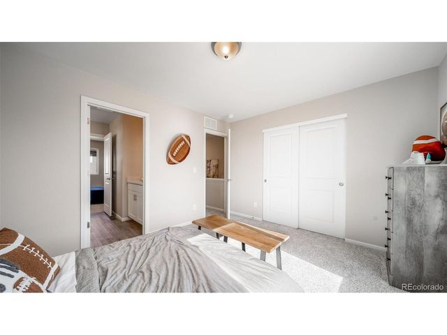 622 Wagon Wheel Way, Bennett, CO 80102