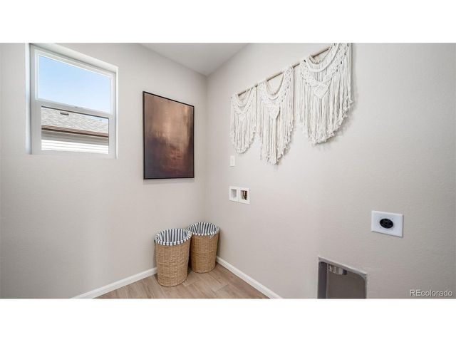 622 Wagon Wheel Way, Bennett, CO 80102