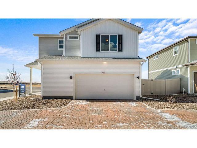 622 Wagon Wheel Way, Bennett, CO 80102
