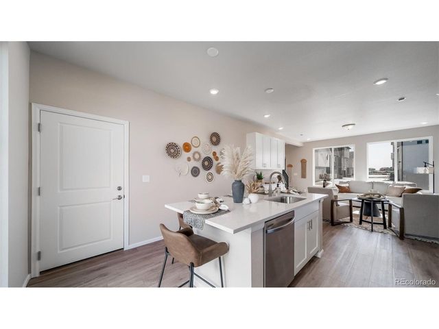 622 Wagon Wheel Way, Bennett, CO 80102