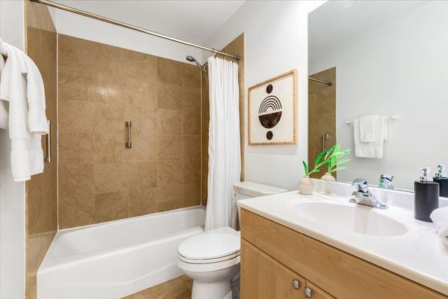 1925 N Sedgwick Street 1, Chicago, IL 60614