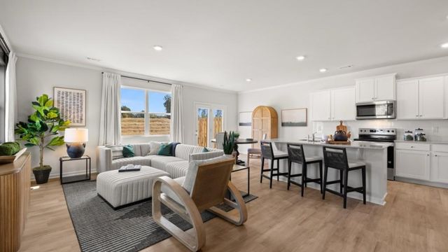 23 Berryville Drive, Dawsonville, GA 30534