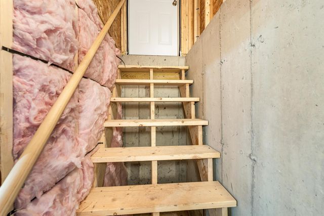 15B Angel Point Circle, Goffstown, NH 03045