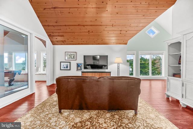 3095 CALVERT BLVD, Lusby, MD 20657