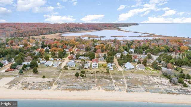 3095 CALVERT BLVD, Lusby, MD 20657