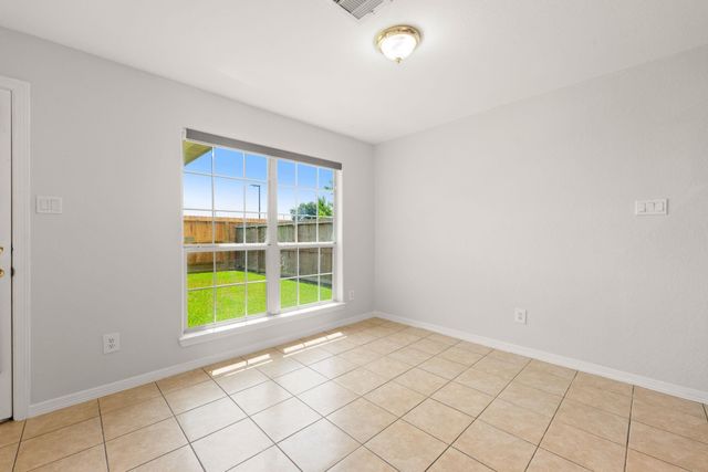 11914 E Vita Circle, Houston, TX 77070