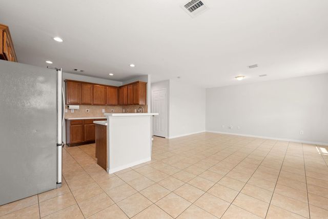 11914 E Vita Circle, Houston, TX 77070