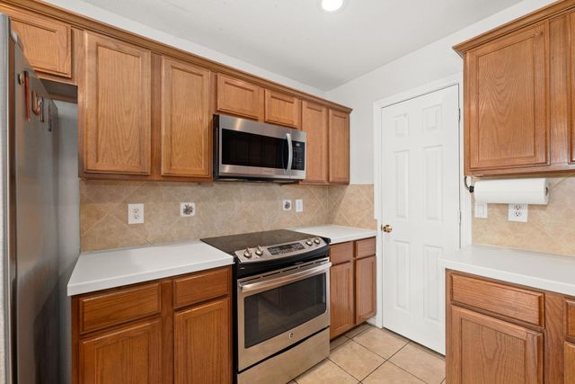 11914 E Vita Circle, Houston, TX 77070
