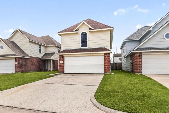 11914 E Vita Circle, Houston, TX 77070