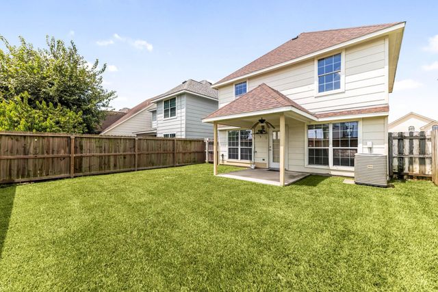 11914 E Vita Circle, Houston, TX 77070