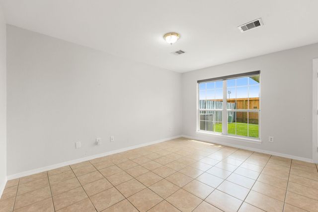 11914 E Vita Circle, Houston, TX 77070